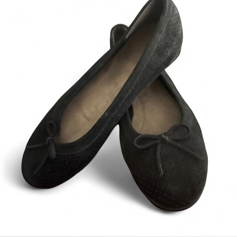 Aerosoles Black Ballet Flats with Bow Detail